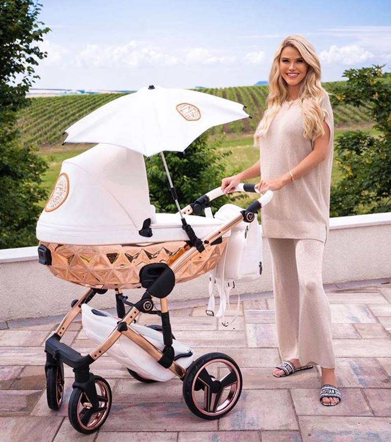 Mama prezentuje wózek dziecięcy Junama Hand Craft – ekskluzywny model premium z pełnym zestawem akcesoriów – Dadi Shop